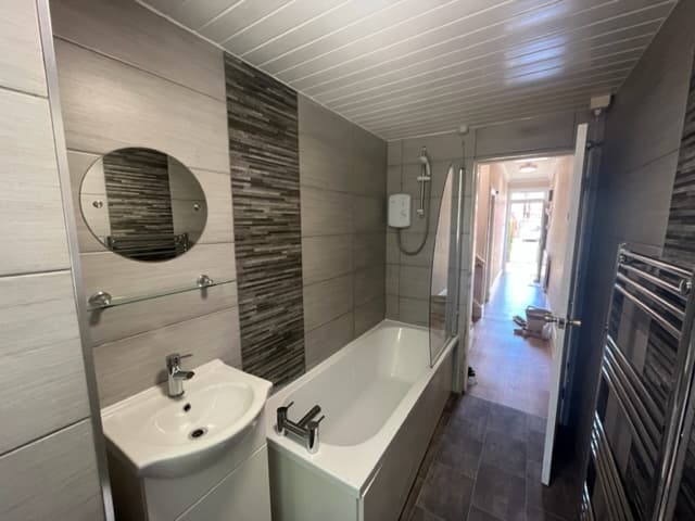 Ground floor bathroom